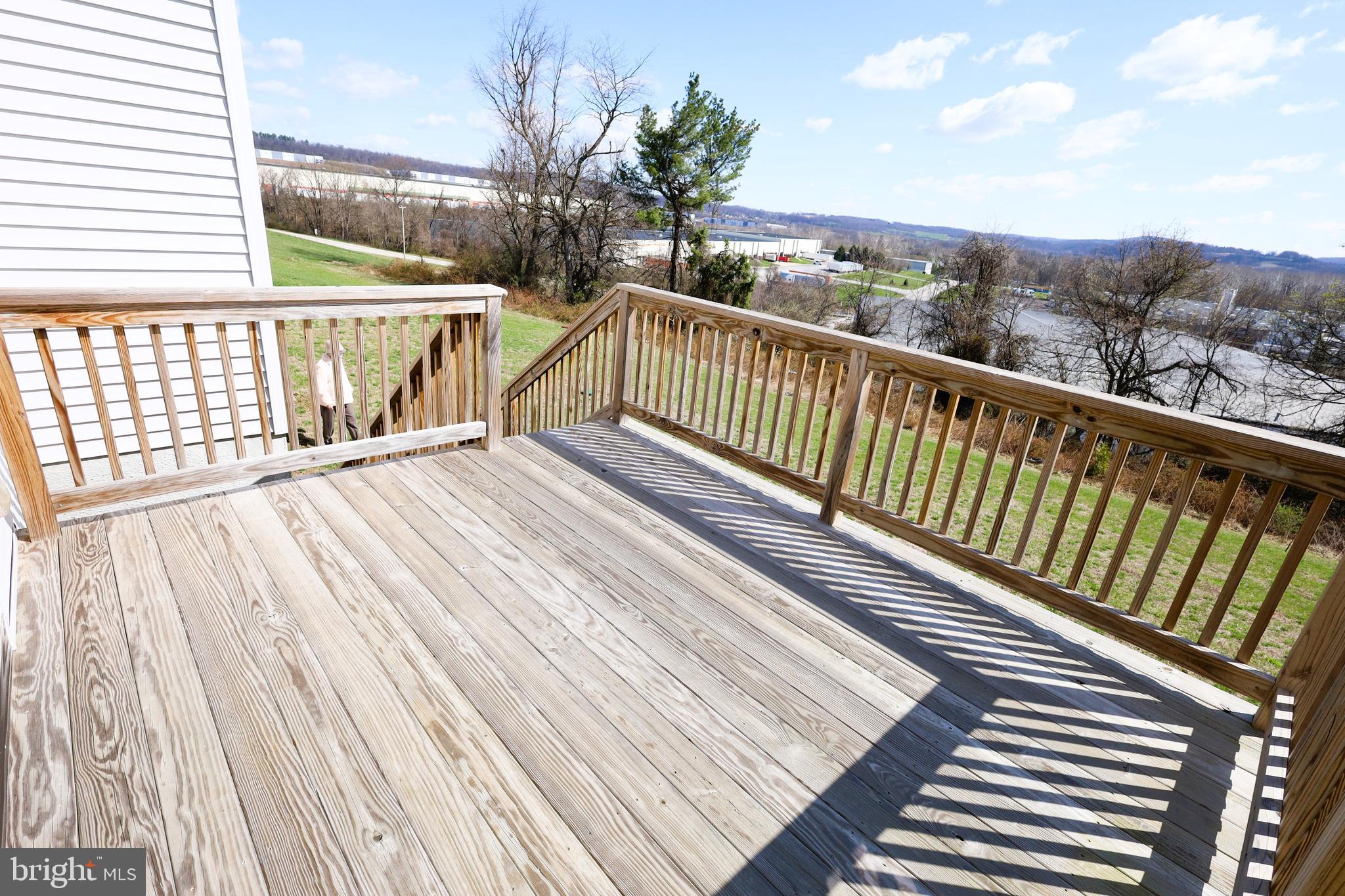 EAGLES VIEW - Residential