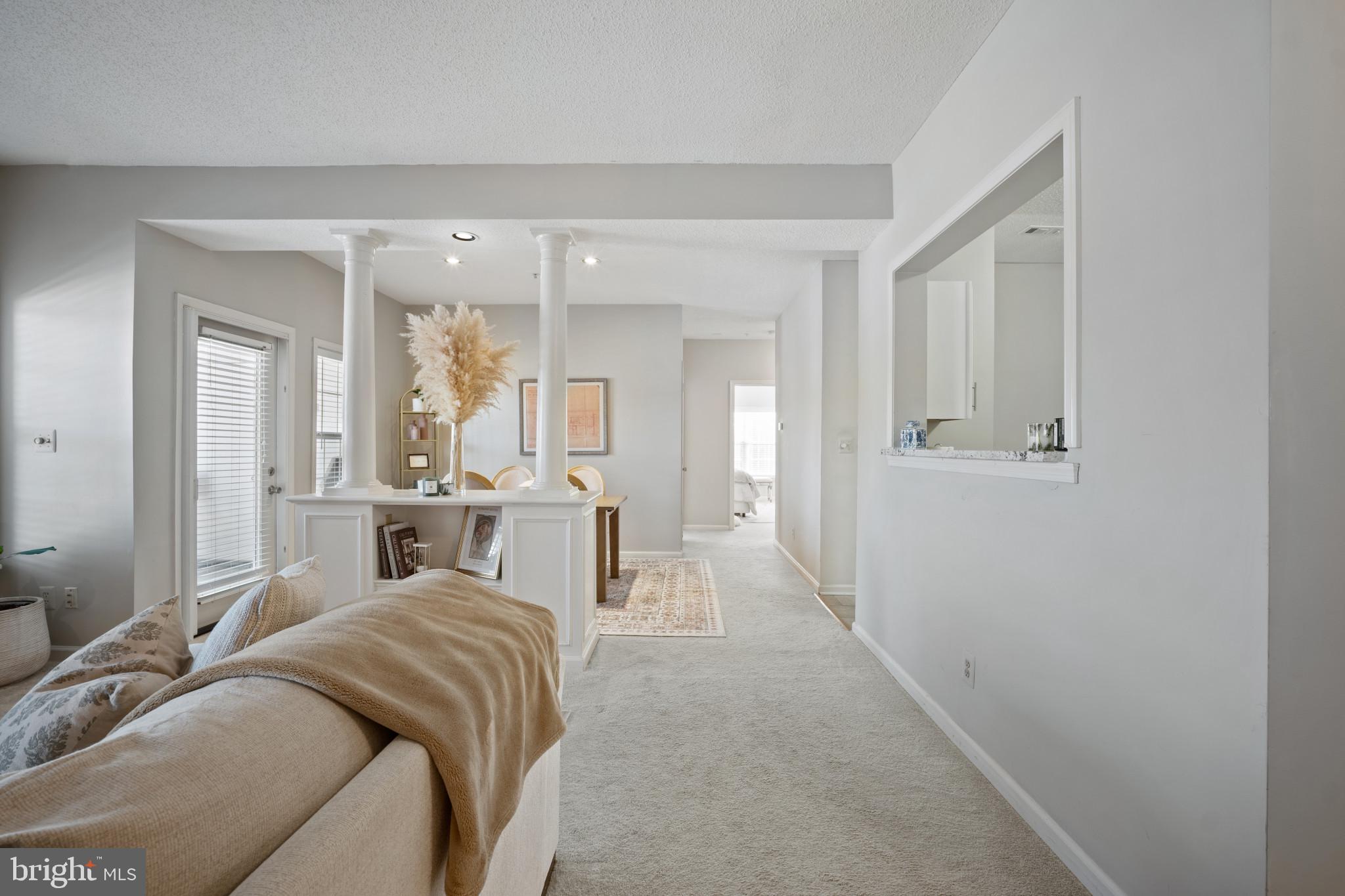 EDGEWATER AT TOWN CENTER - Residential