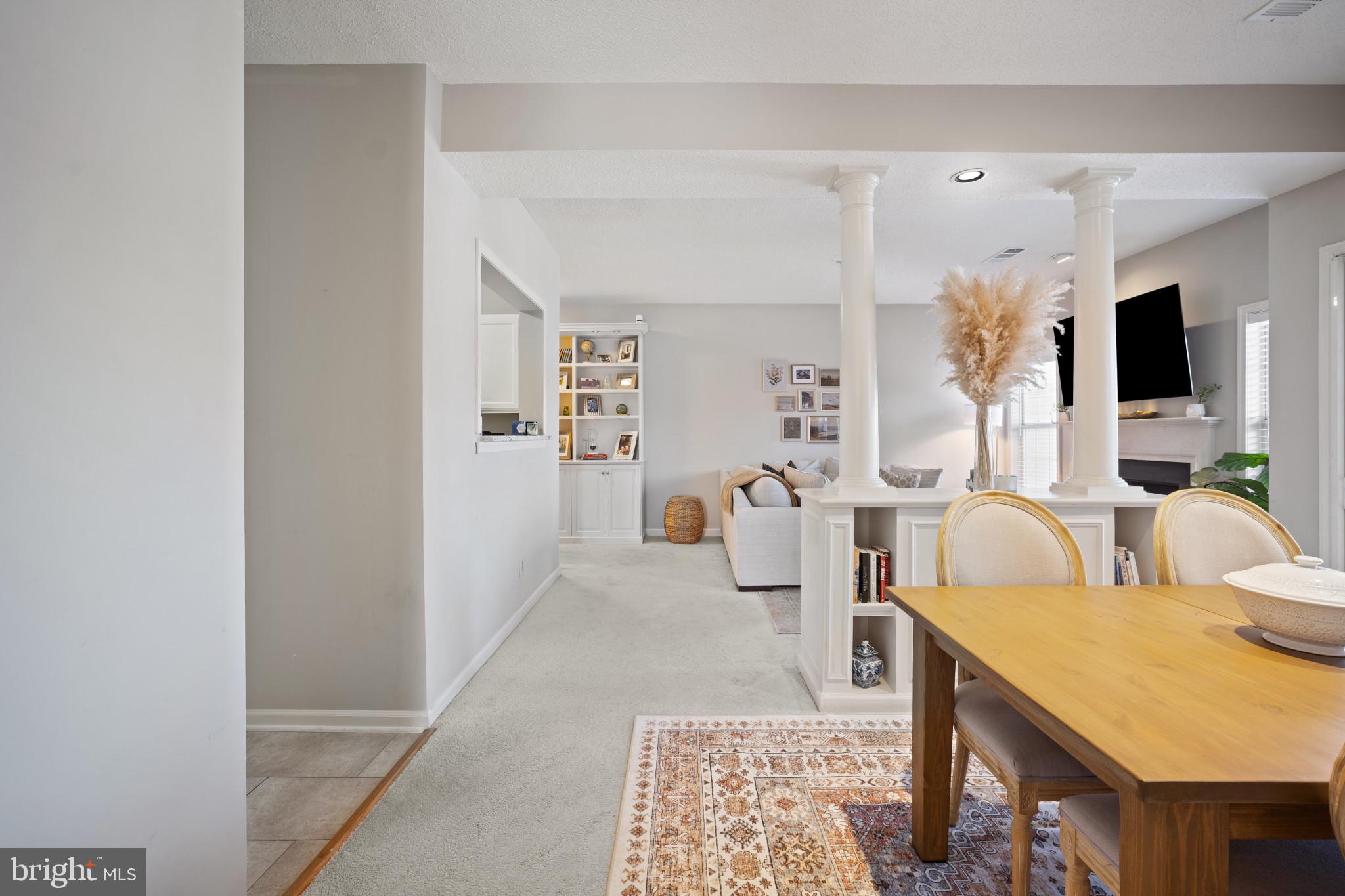 EDGEWATER AT TOWN CENTER - Residential