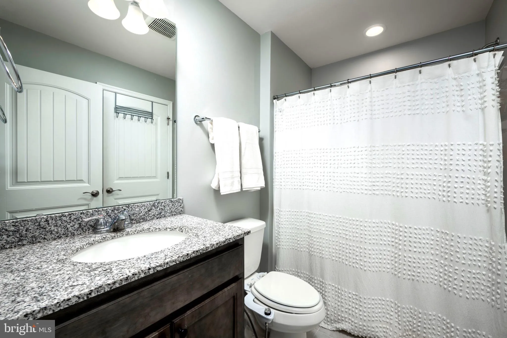 Harbeson, Delaware 19951, United States, 4 Bedrooms Bedrooms, ,5 BathroomsBathrooms,Residential,Active,94811