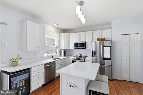MLS: MDHR2059922
