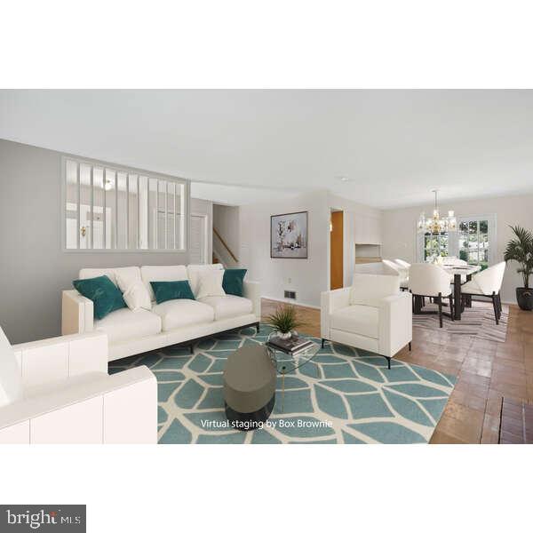 CRESTWOOD MANOR - Residential