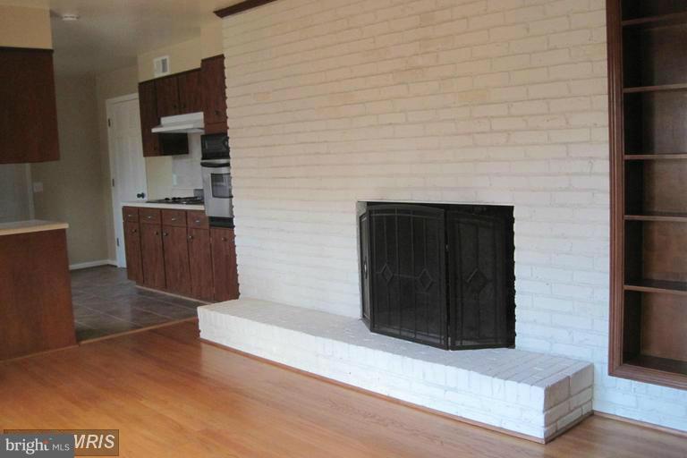 GRAHAM PARK SHORES - Residential Lease