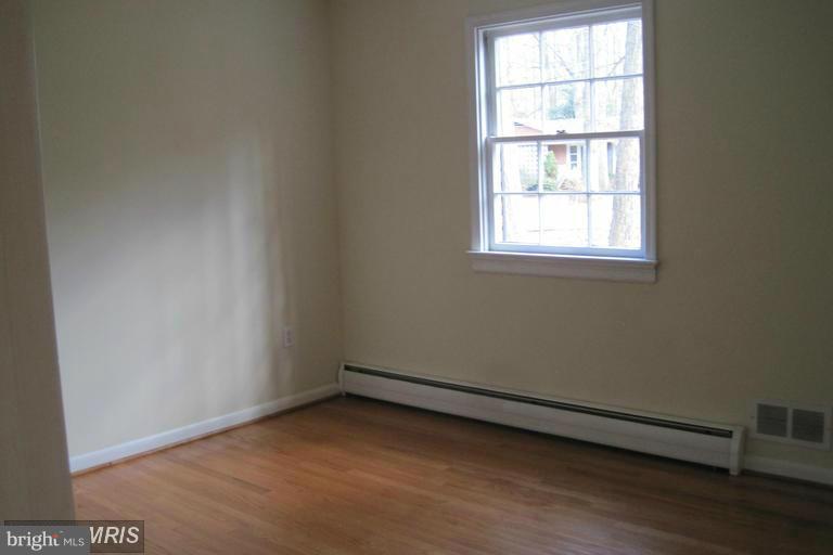 GRAHAM PARK SHORES - Residential Lease