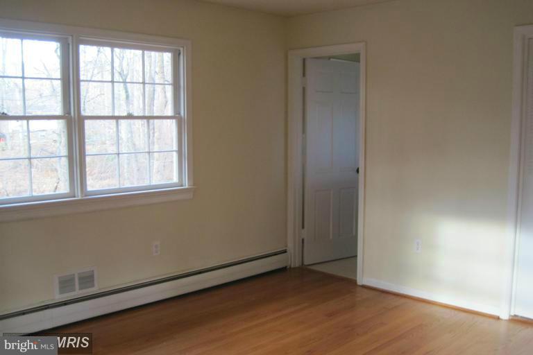 GRAHAM PARK SHORES - Residential Lease