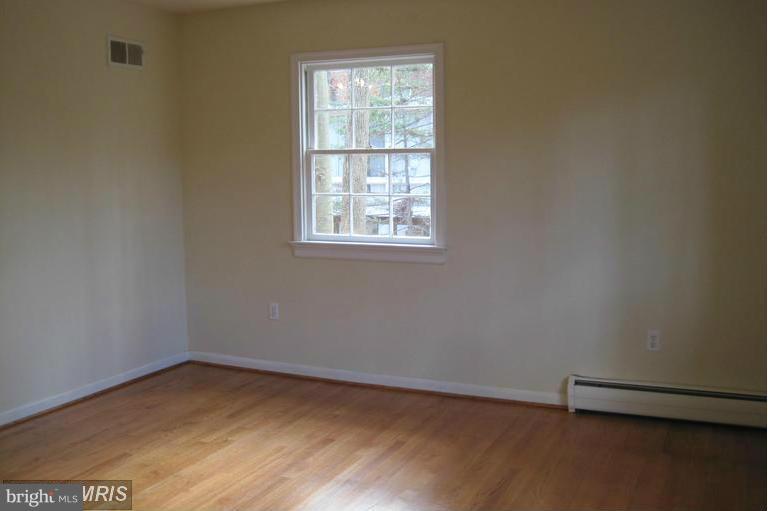 GRAHAM PARK SHORES - Residential Lease