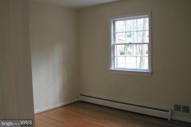 GRAHAM PARK SHORES - Residential Lease