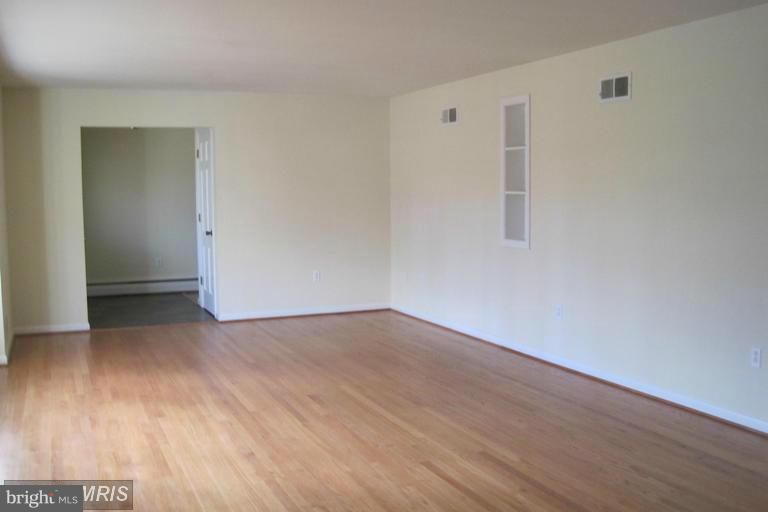 GRAHAM PARK SHORES - Residential Lease