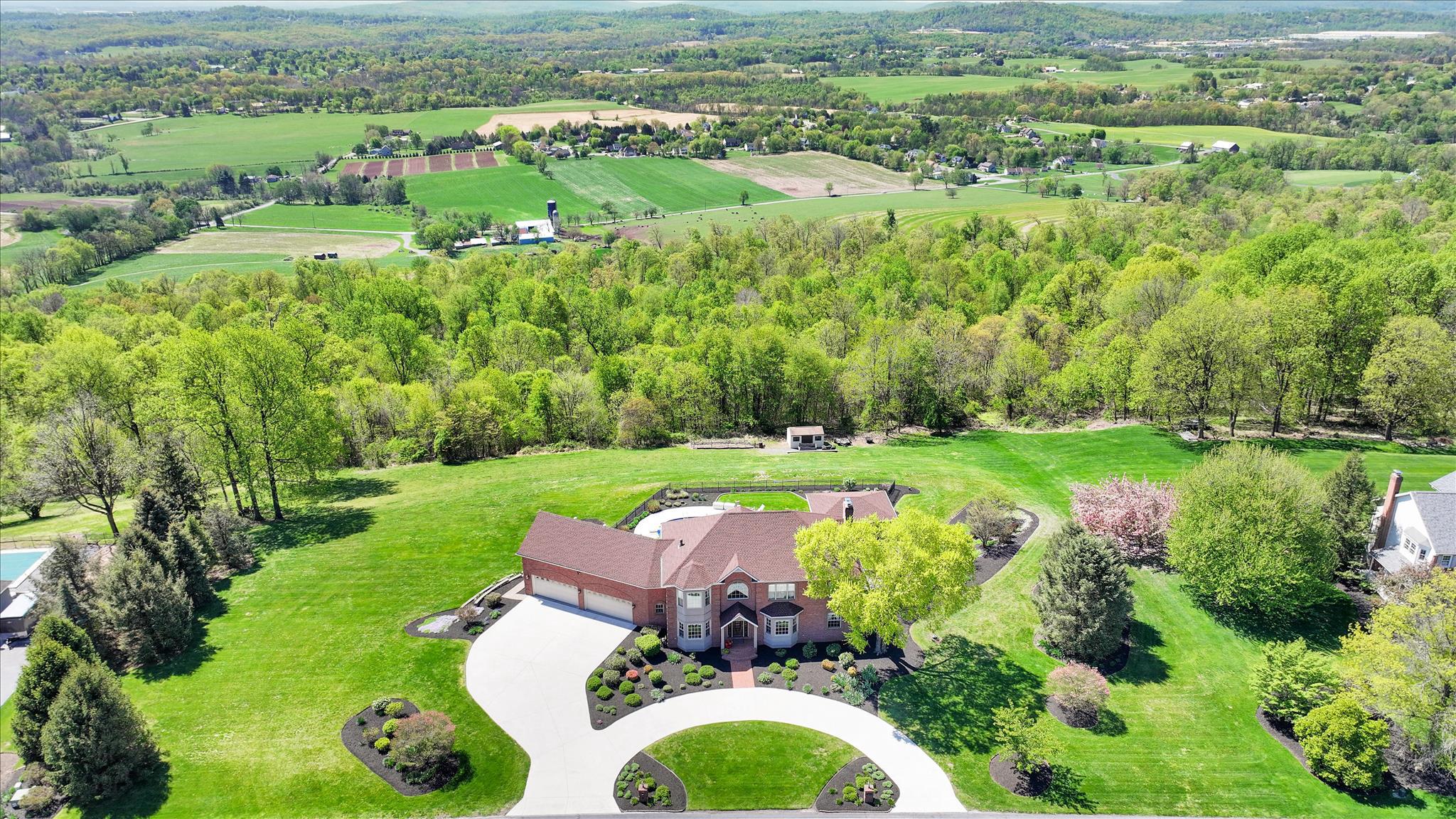 111 MOUNTAIN VIEW DRIVE