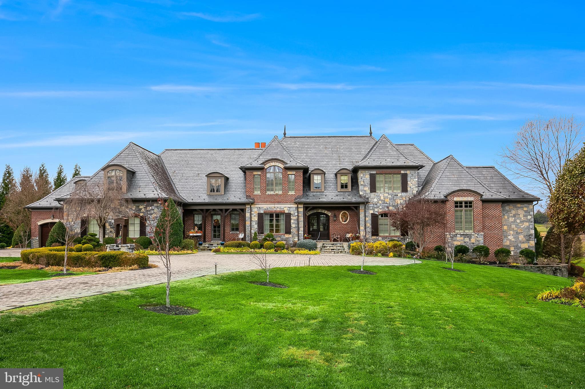 CREIGHTON FARMS - Residential