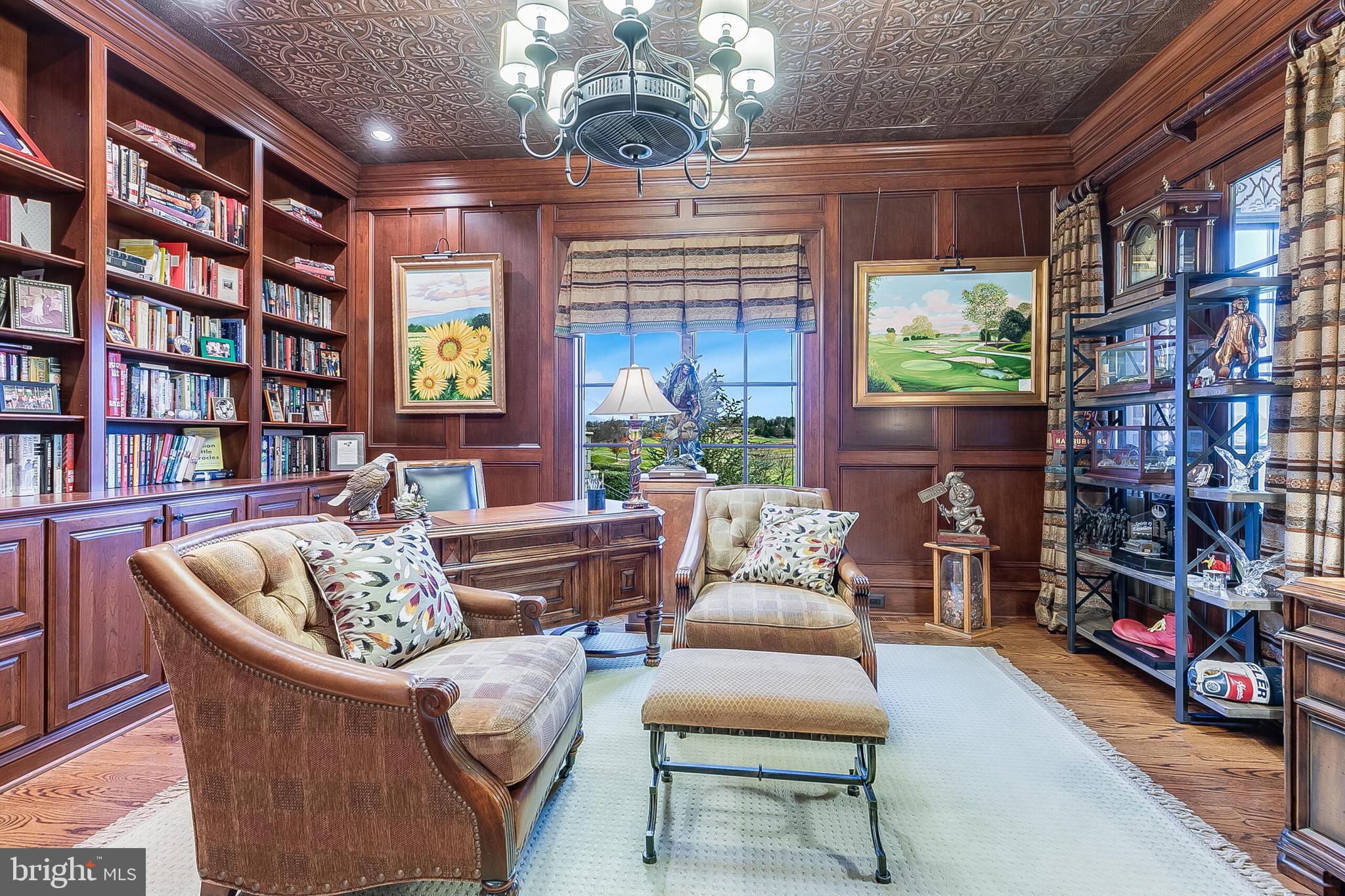 CREIGHTON FARMS - Residential