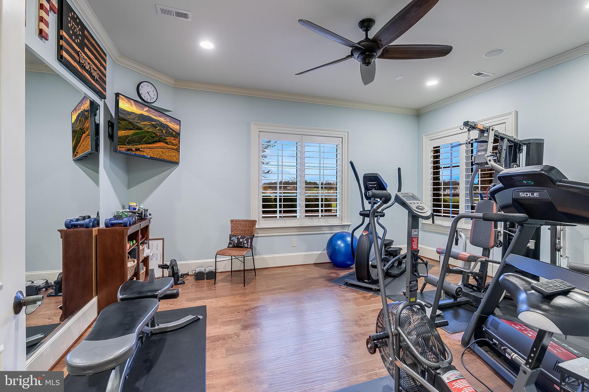 CREIGHTON FARMS - Residential