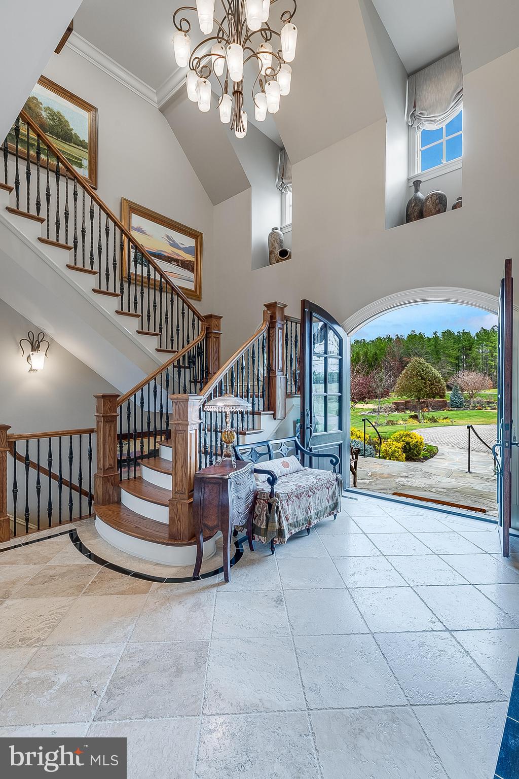 CREIGHTON FARMS - Residential