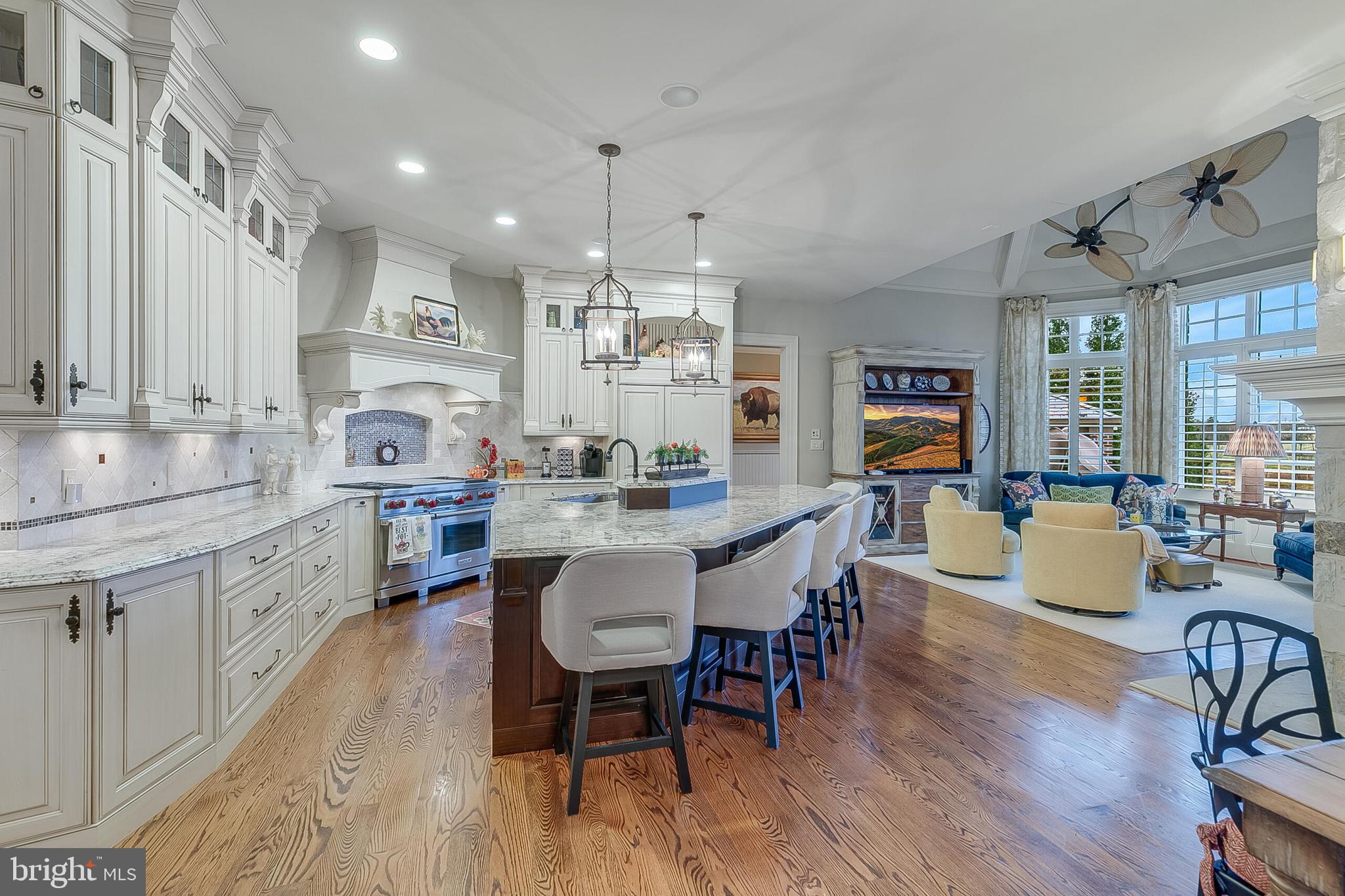 CREIGHTON FARMS - Residential