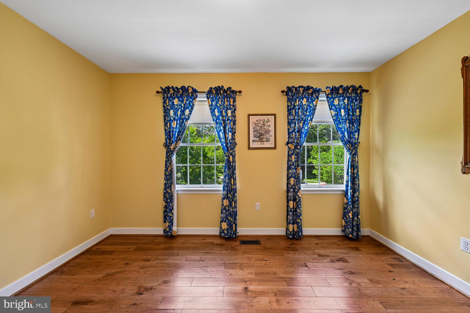 CALVERTON - Residential