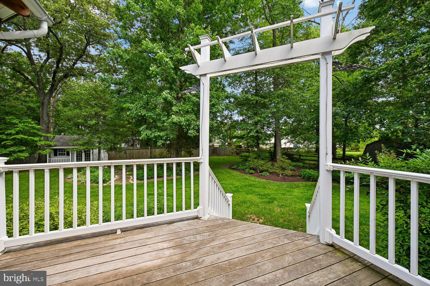 CALVERTON - Residential