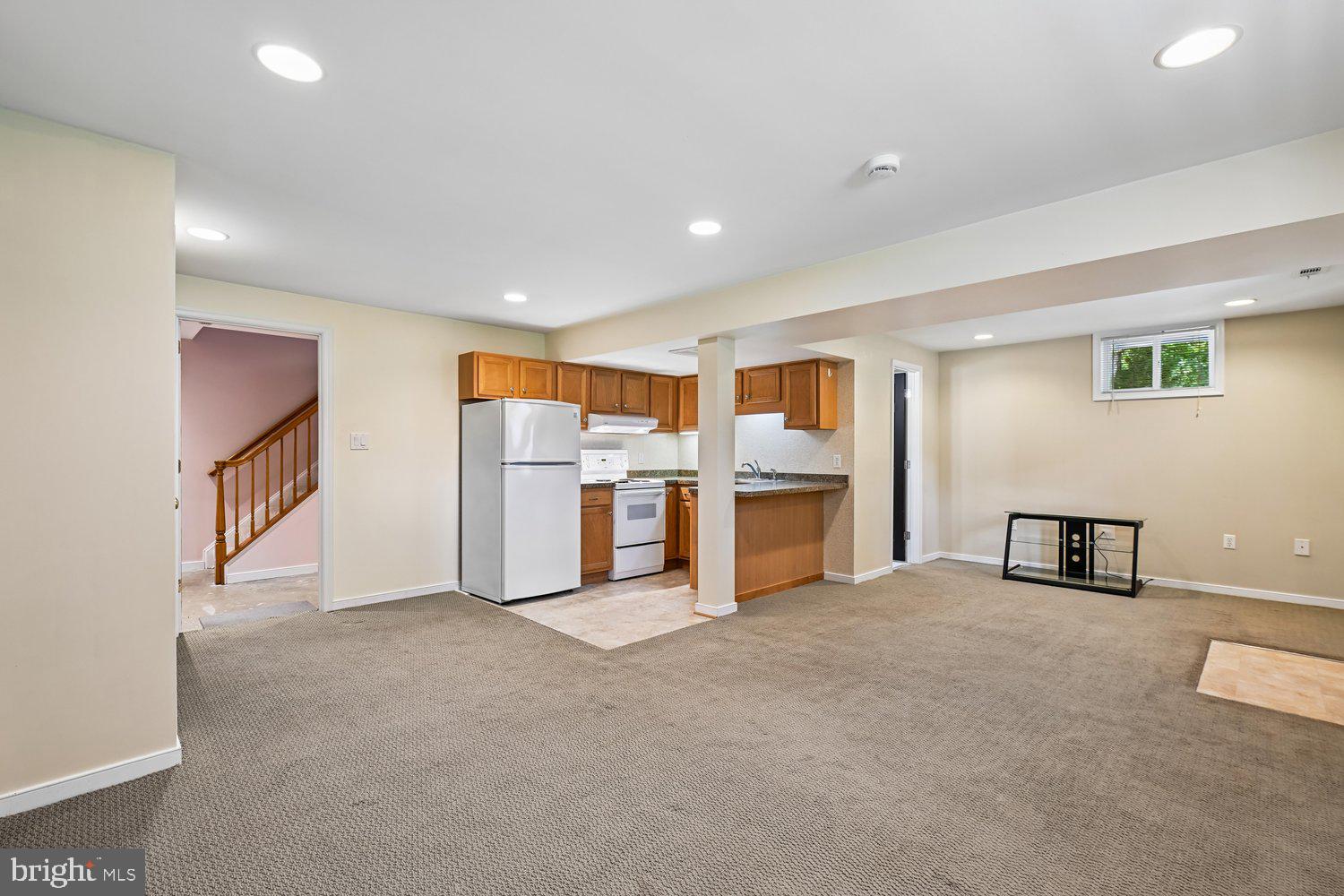 CALVERTON - Residential