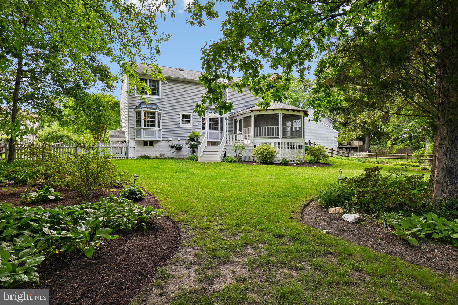 CALVERTON - Residential