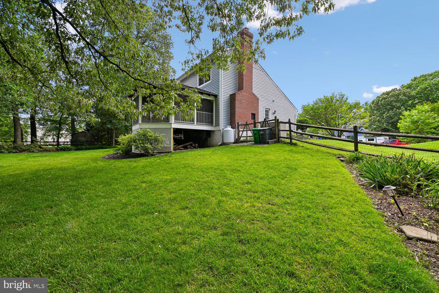 CALVERTON - Residential