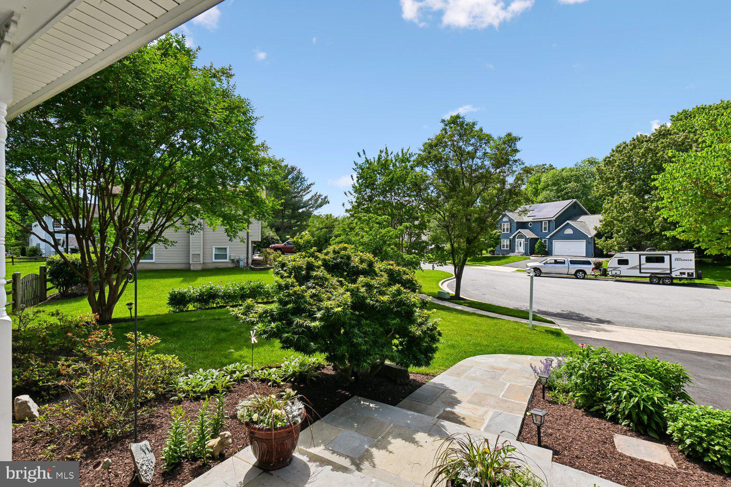 CALVERTON - Residential