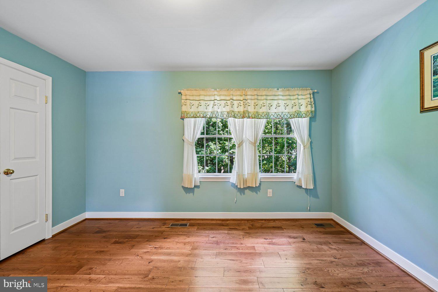 CALVERTON - Residential