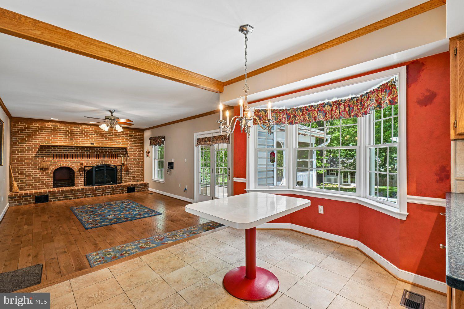 CALVERTON - Residential