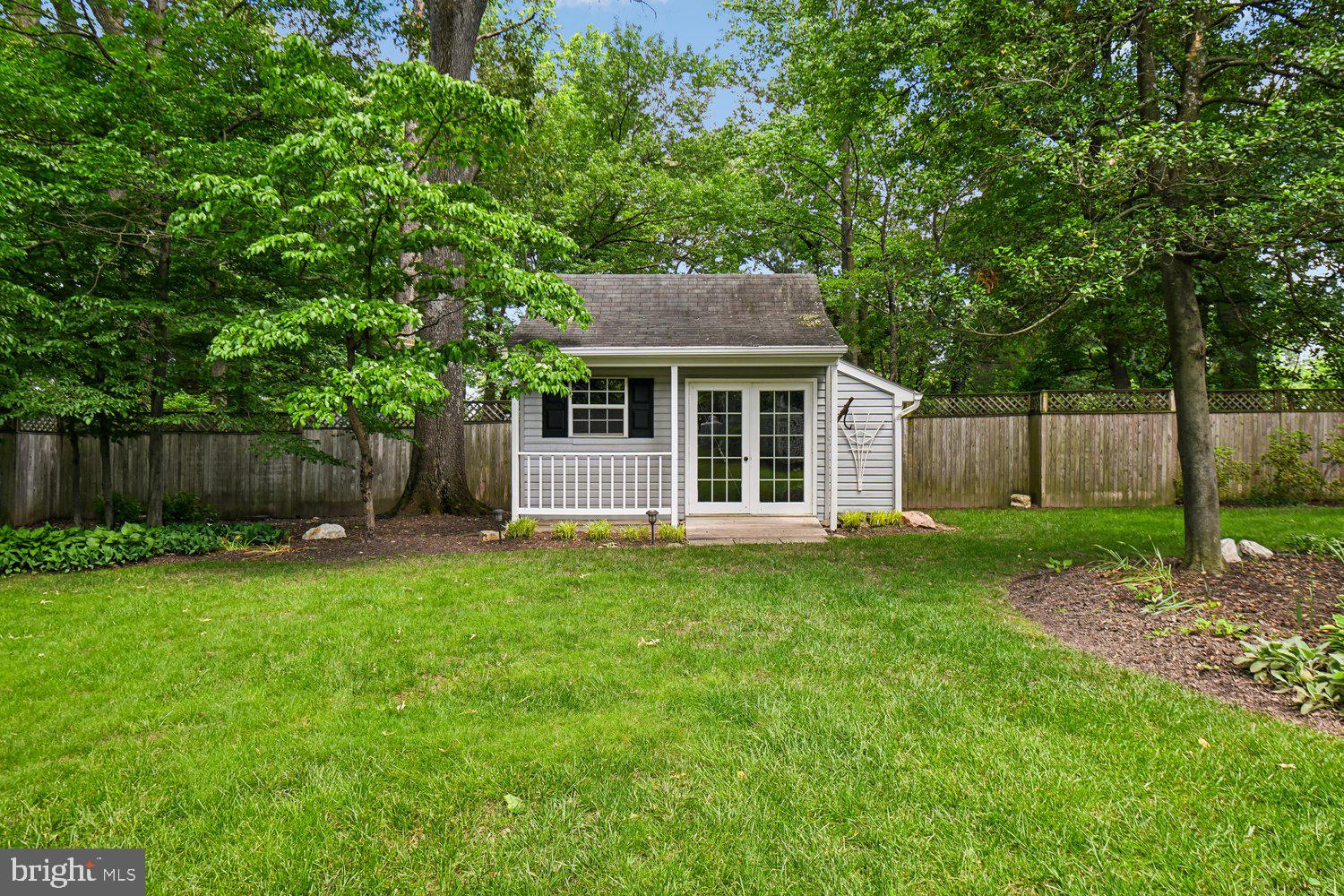 CALVERTON - Residential