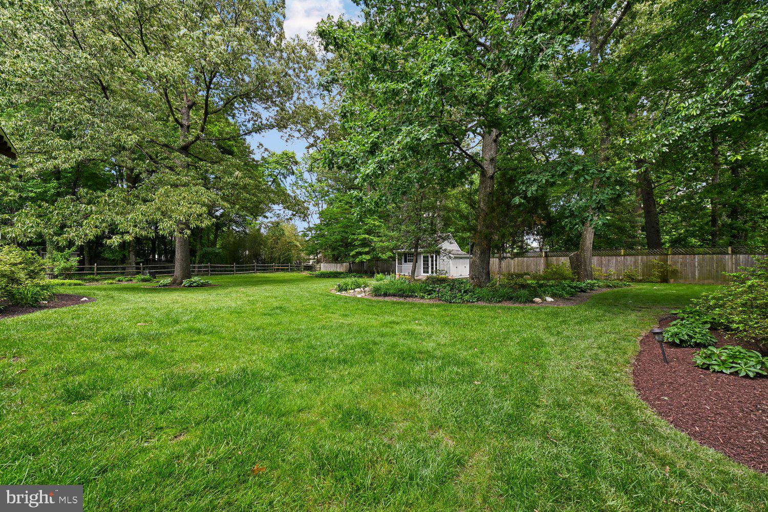 CALVERTON - Residential
