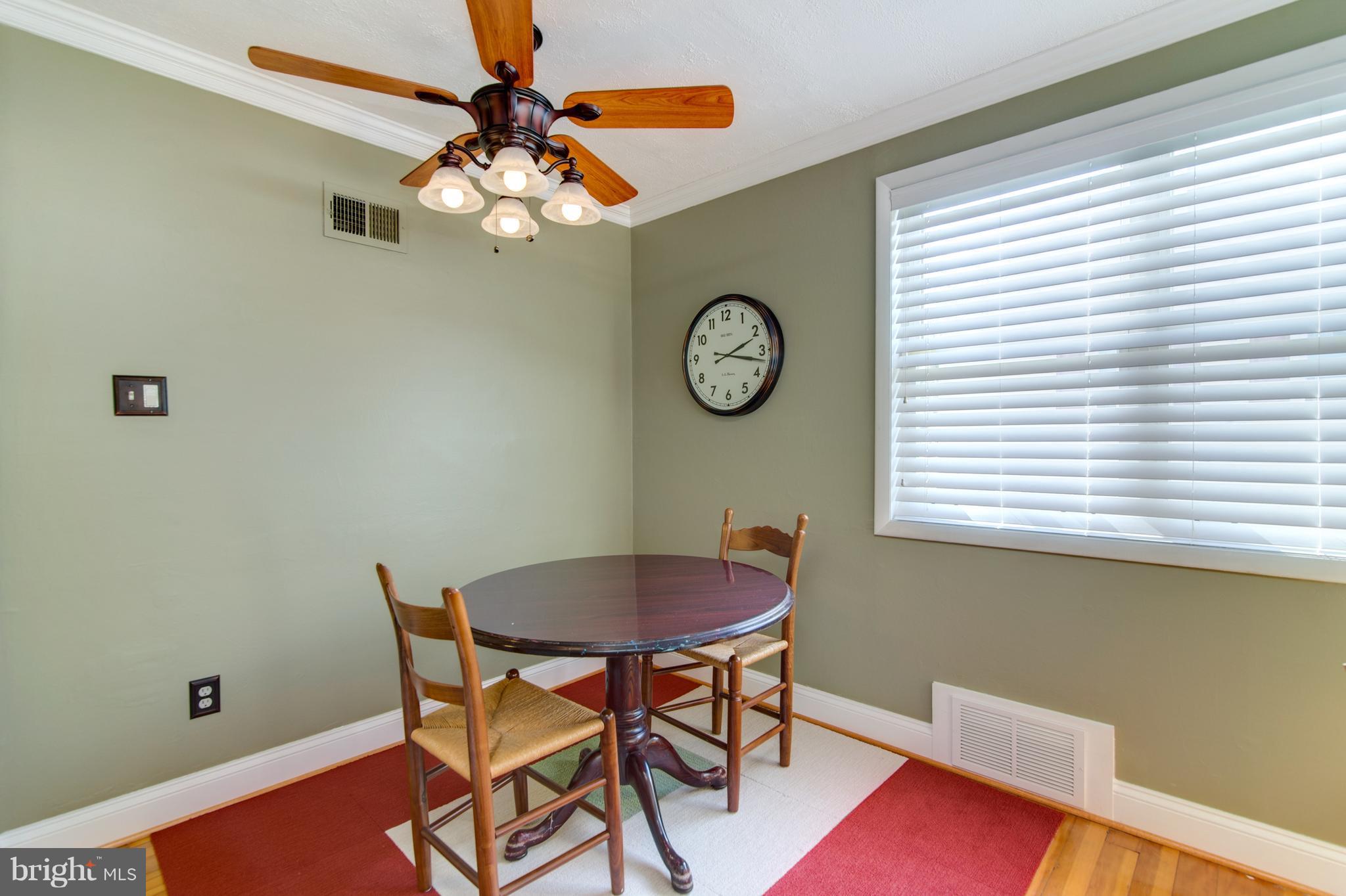 BURGUNDY VILLAGE - Residential