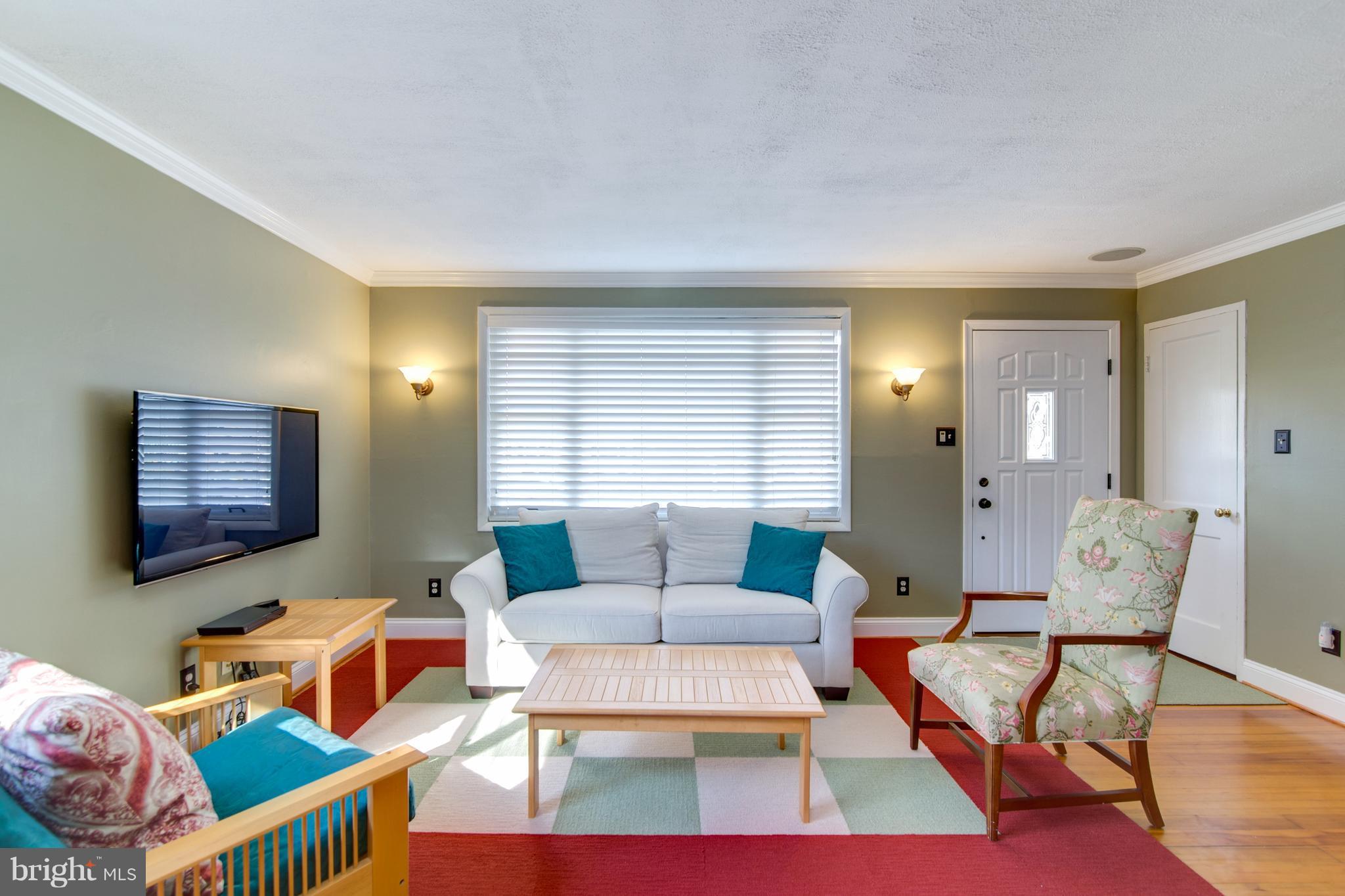 BURGUNDY VILLAGE - Residential