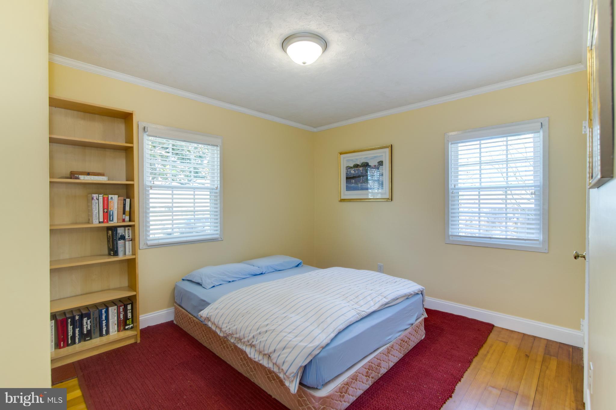 BURGUNDY VILLAGE - Residential