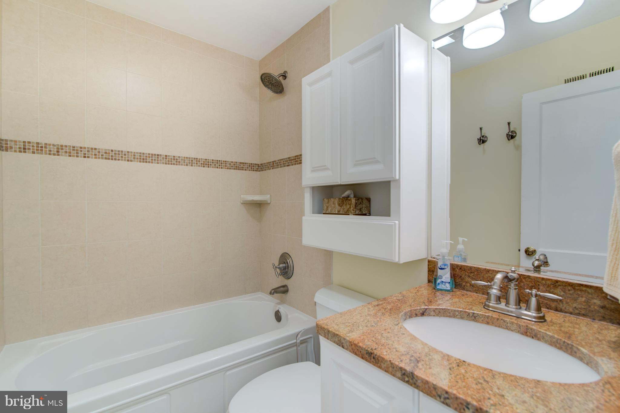 BURGUNDY VILLAGE - Residential