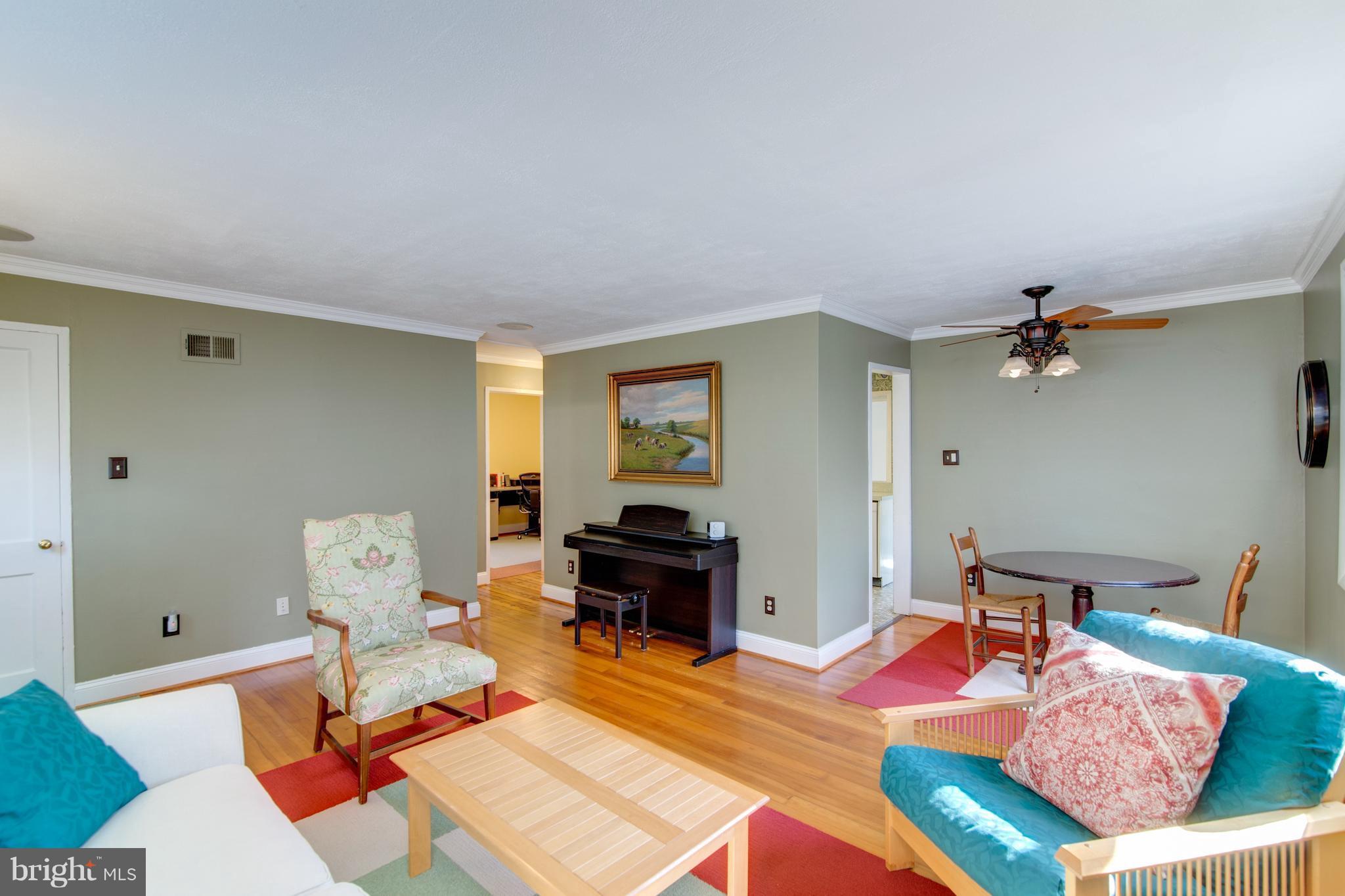 BURGUNDY VILLAGE - Residential