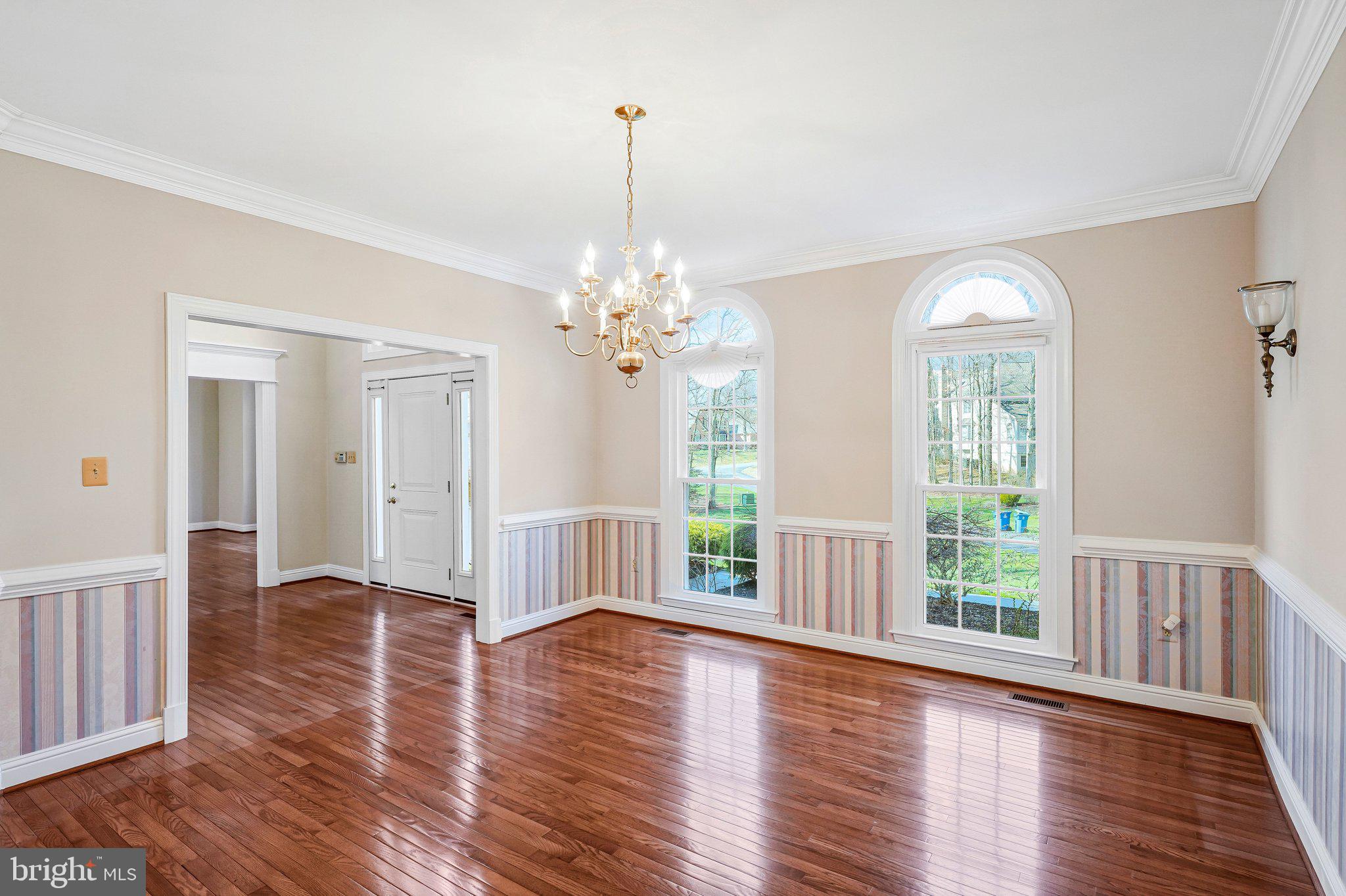 EDGEWATER - Residential