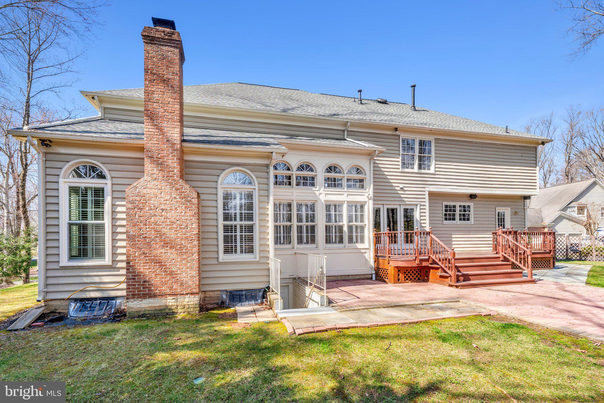 EDGEWATER - Residential