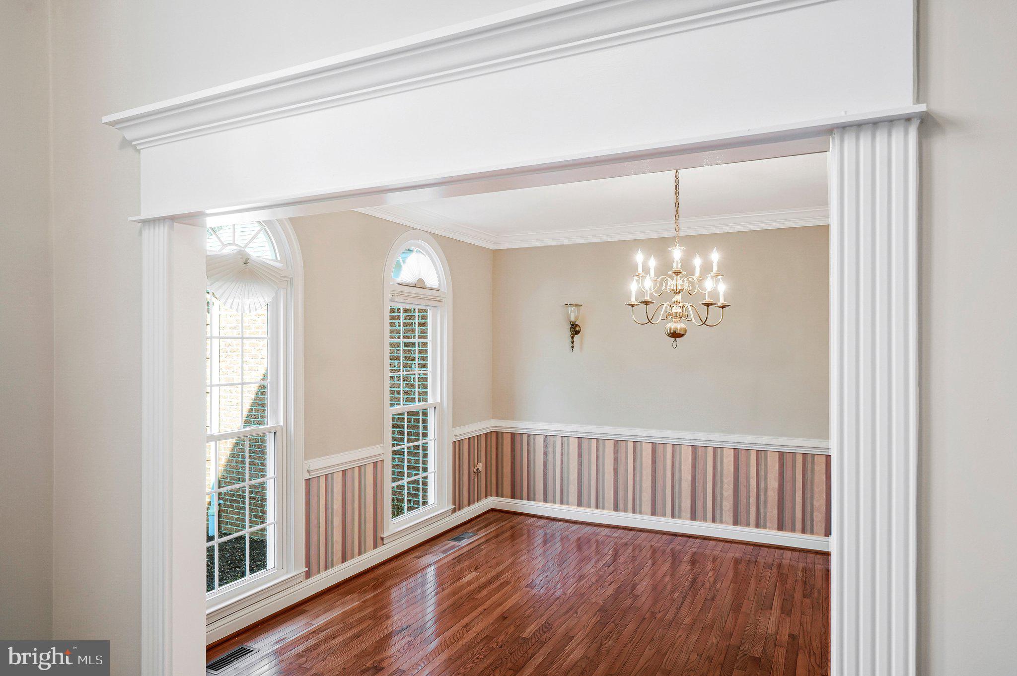 EDGEWATER - Residential