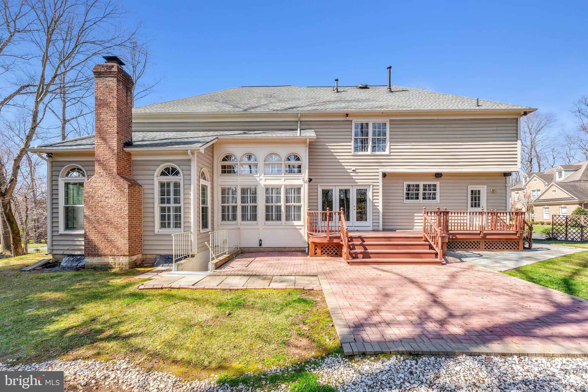 EDGEWATER - Residential