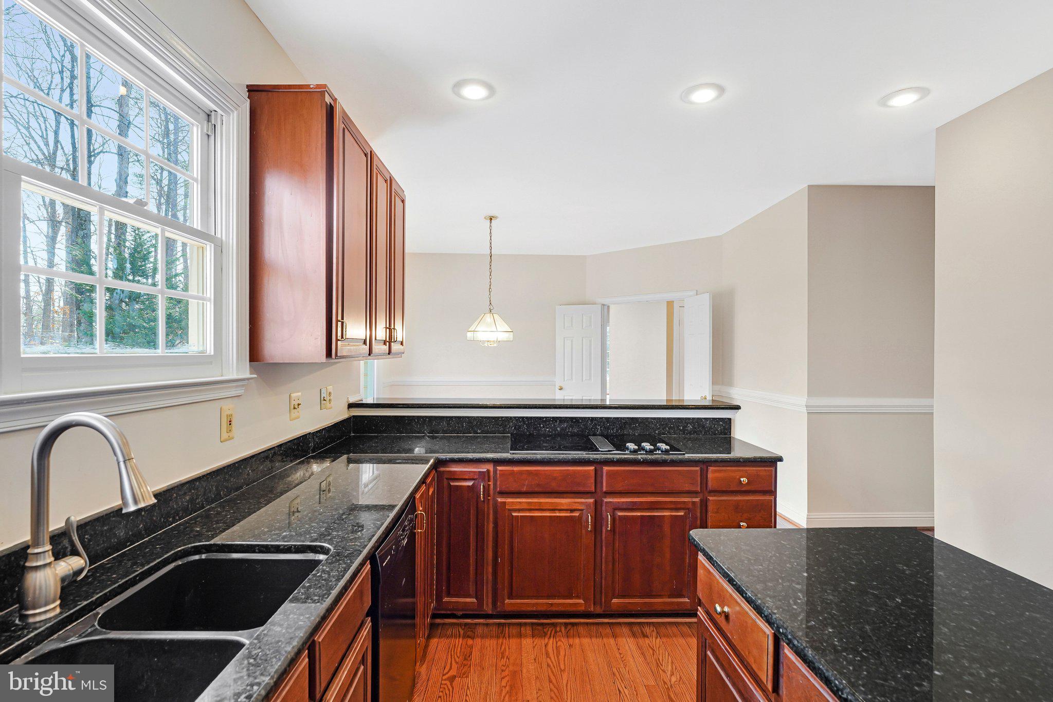 EDGEWATER - Residential