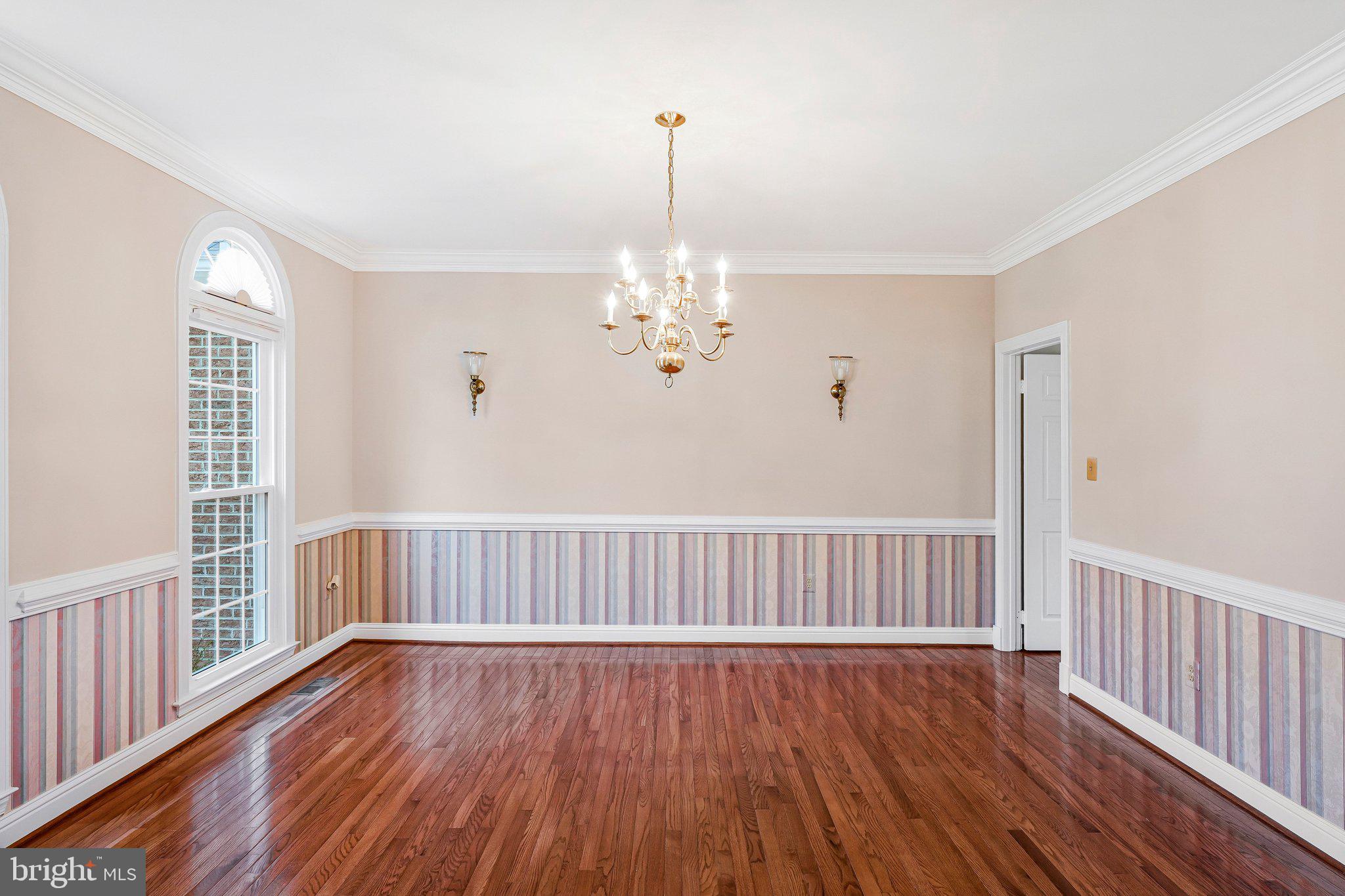 EDGEWATER - Residential