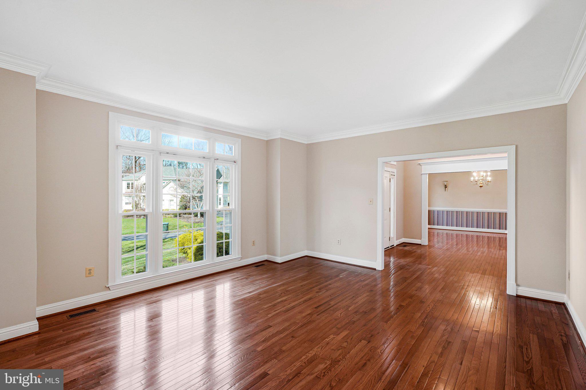 EDGEWATER - Residential