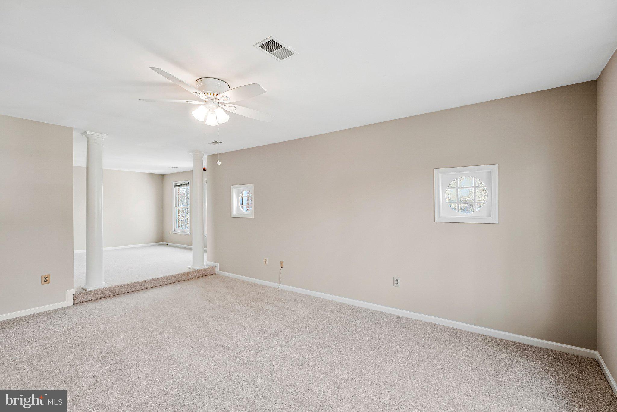 EDGEWATER - Residential