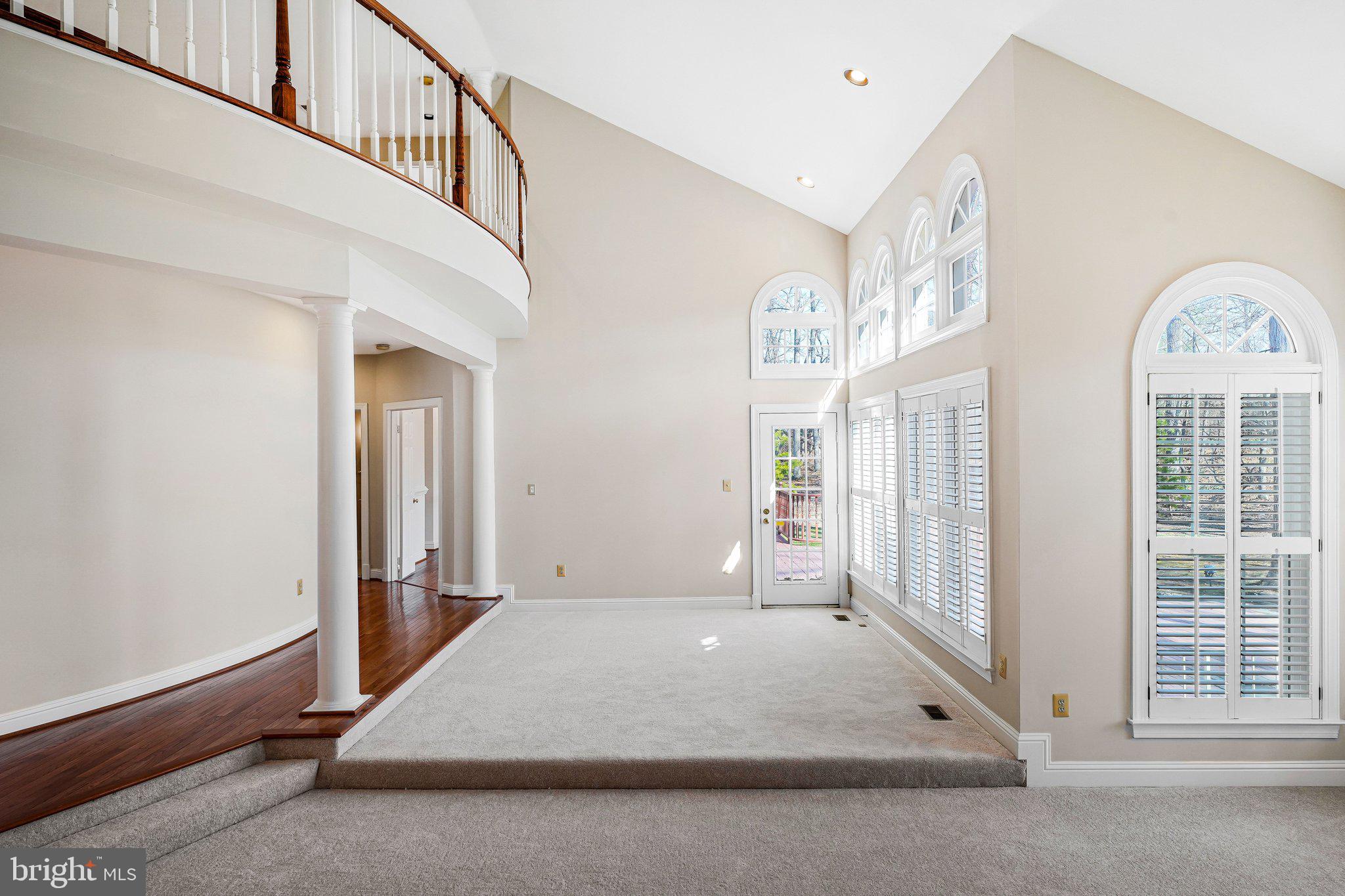 EDGEWATER - Residential