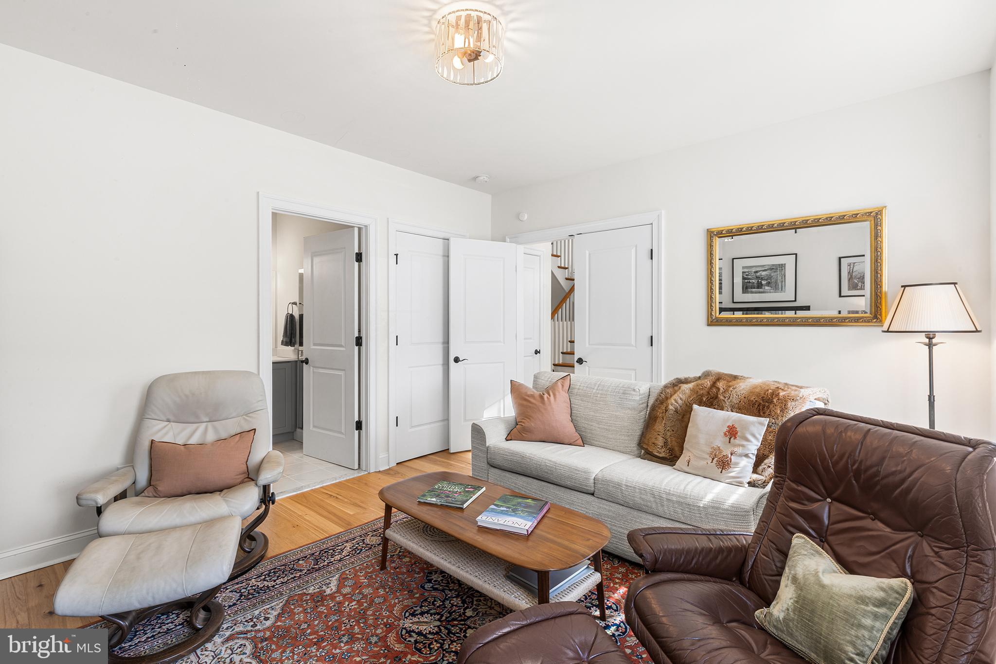 BERWYN VILLAGE - Residential