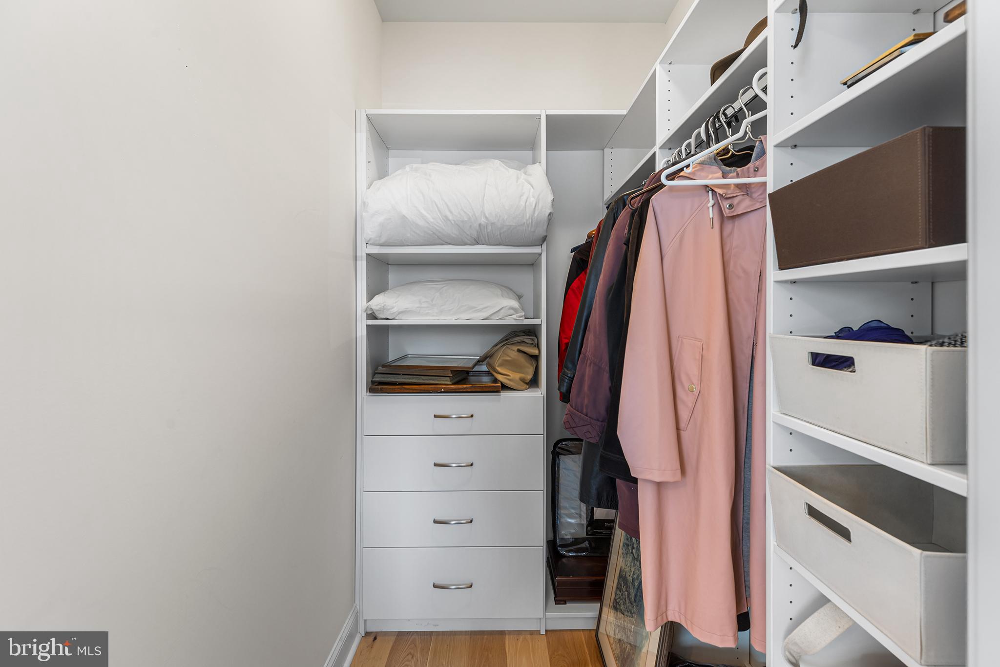 BERWYN VILLAGE - Residential