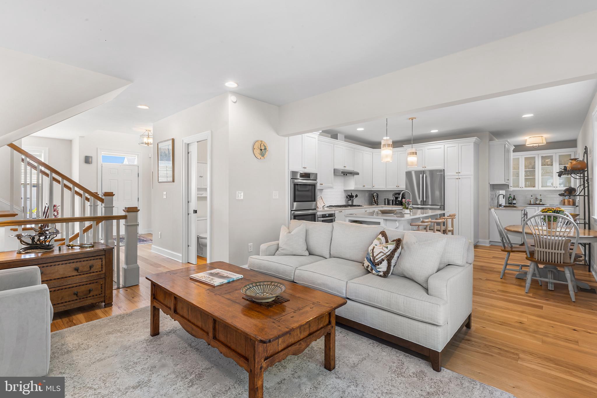 BERWYN VILLAGE - Residential