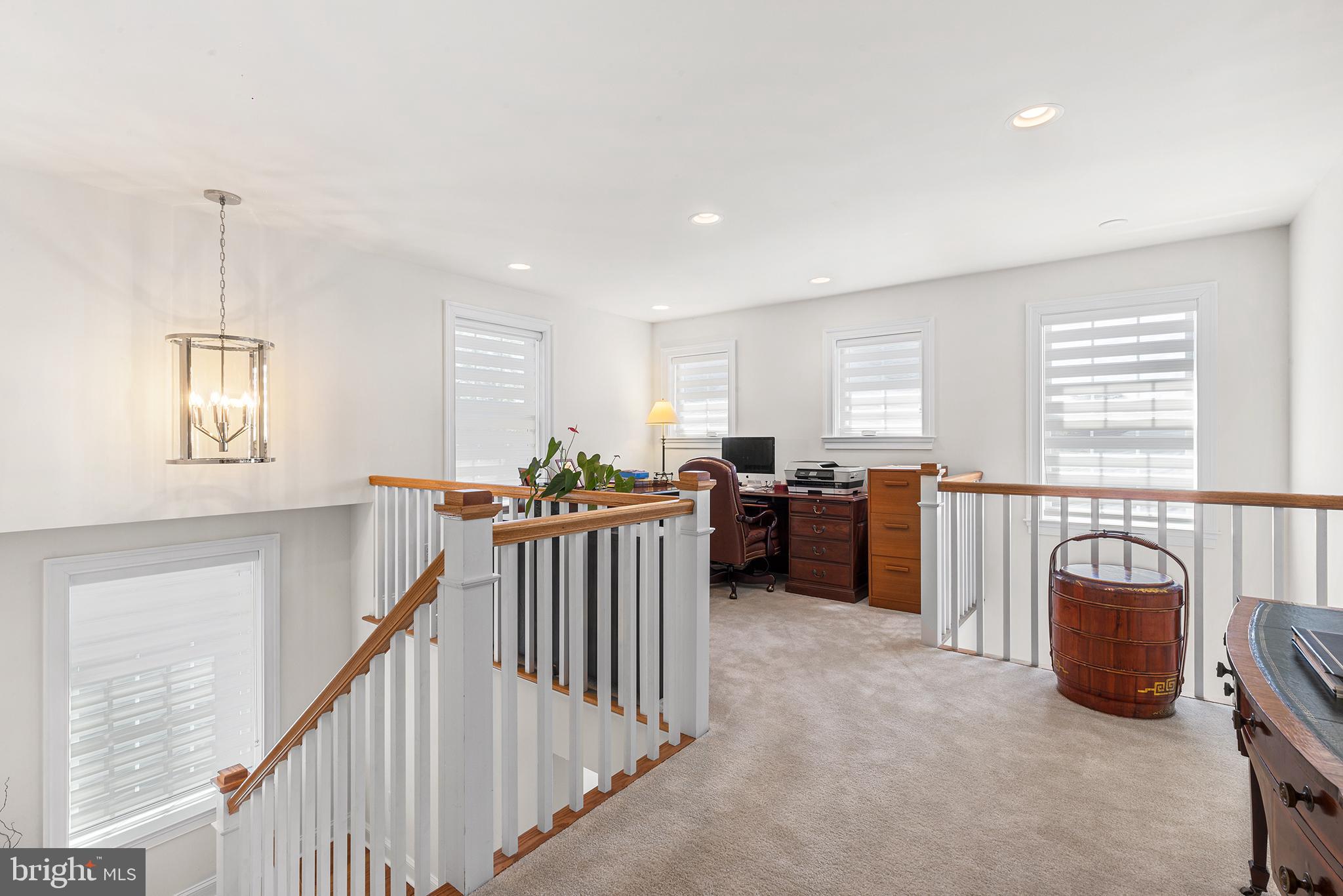 BERWYN VILLAGE - Residential