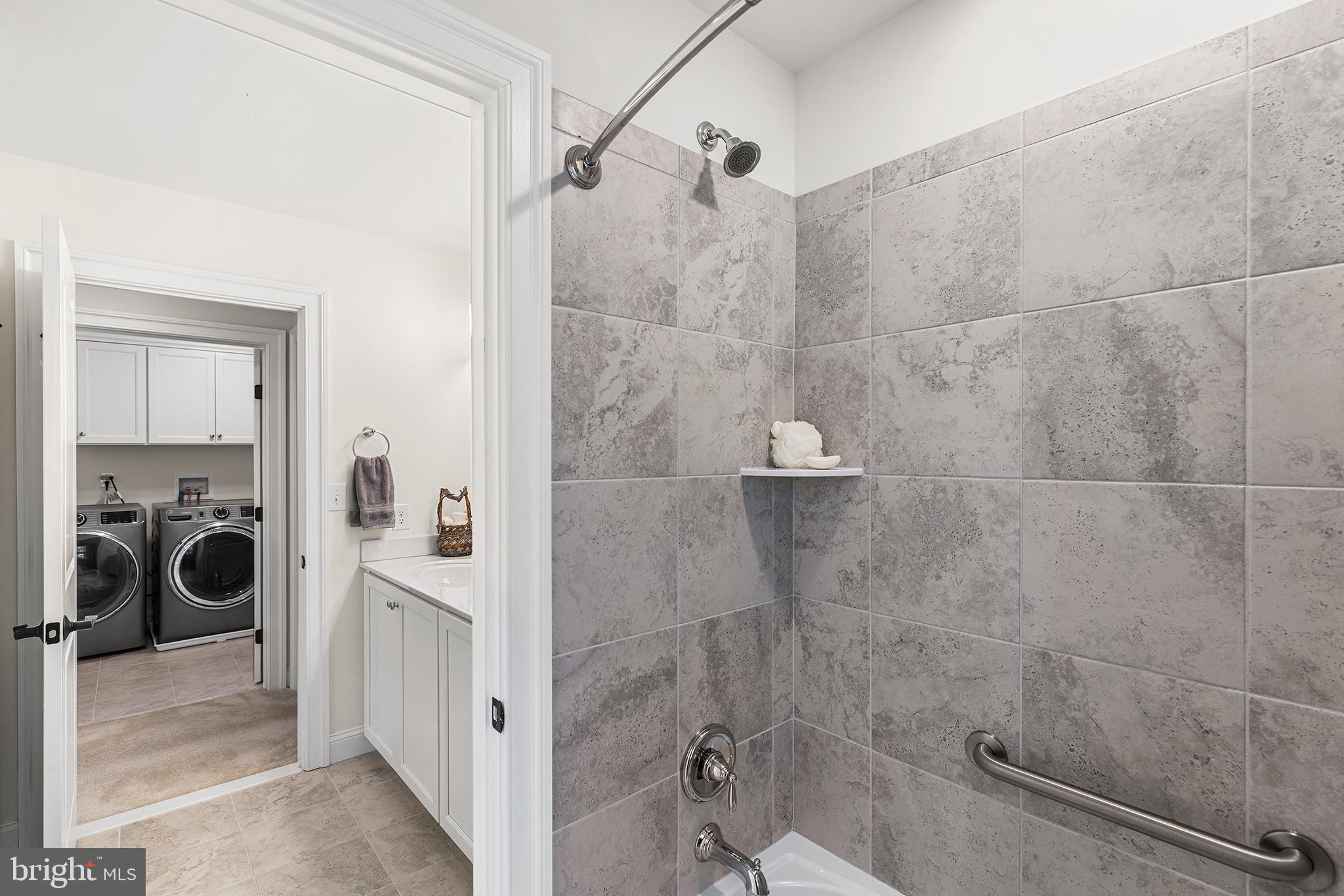 BERWYN VILLAGE - Residential