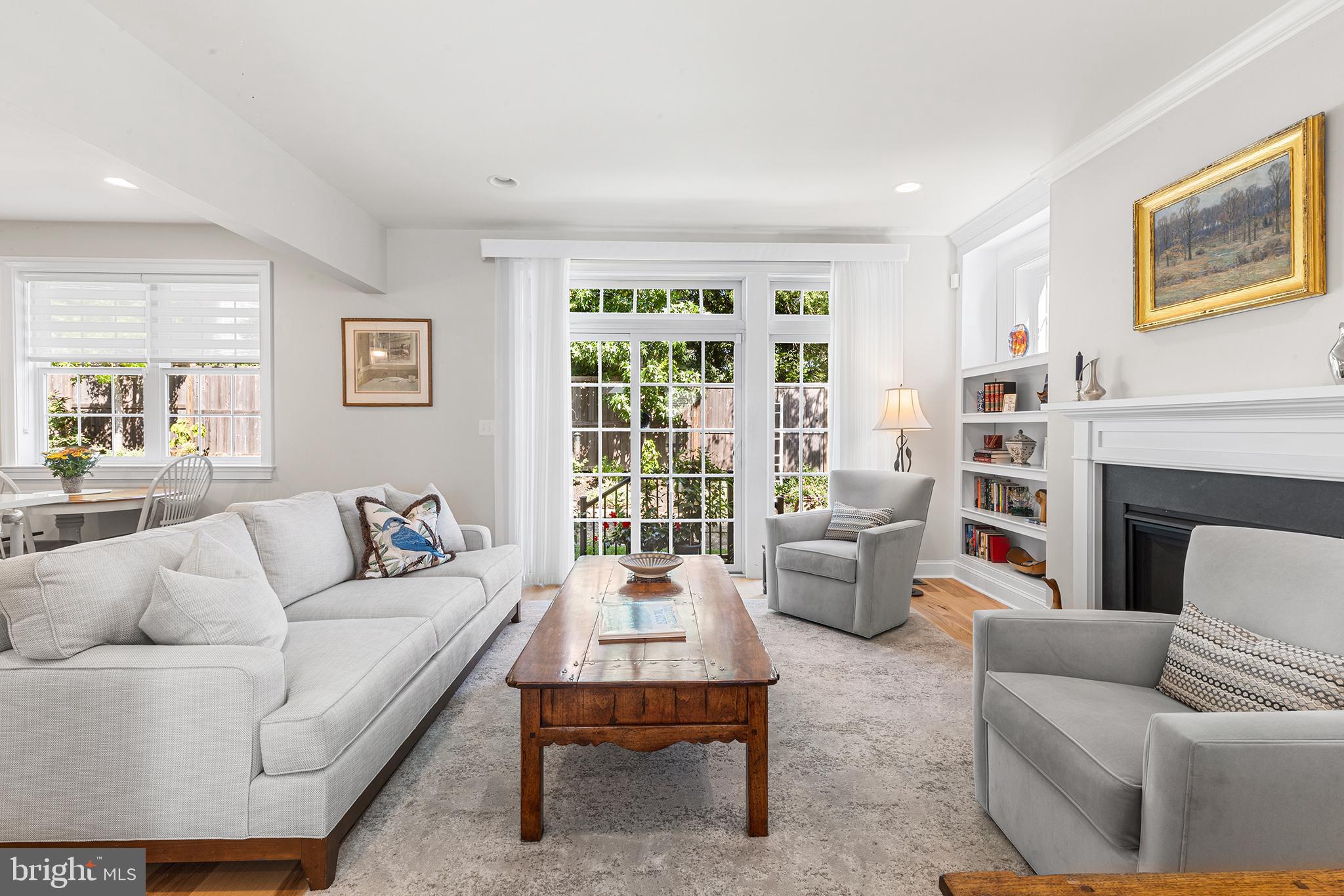 BERWYN VILLAGE - Residential