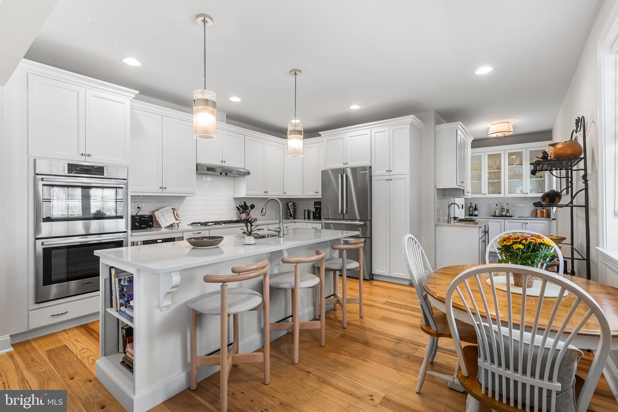 BERWYN VILLAGE - Residential