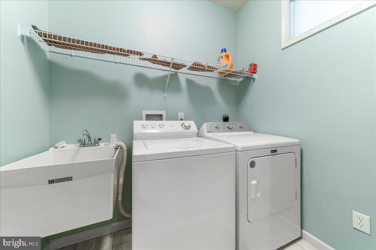BRITTANY HILLS - Residential